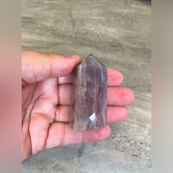 Lavender Rose Quartz Crystal Tower - Picture 1 of 3